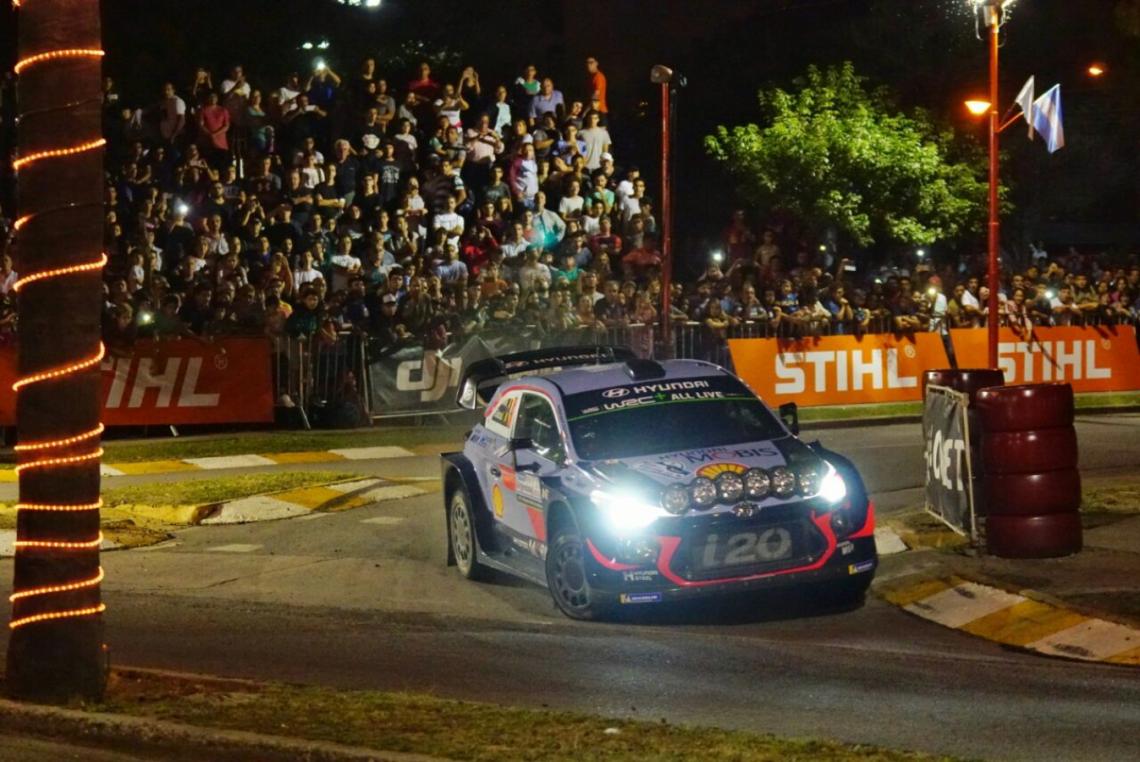 Neuville gana el SS1 en Villa Carlos Paz