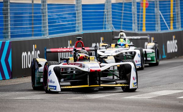 Abt gana con Audi de local en Berlin