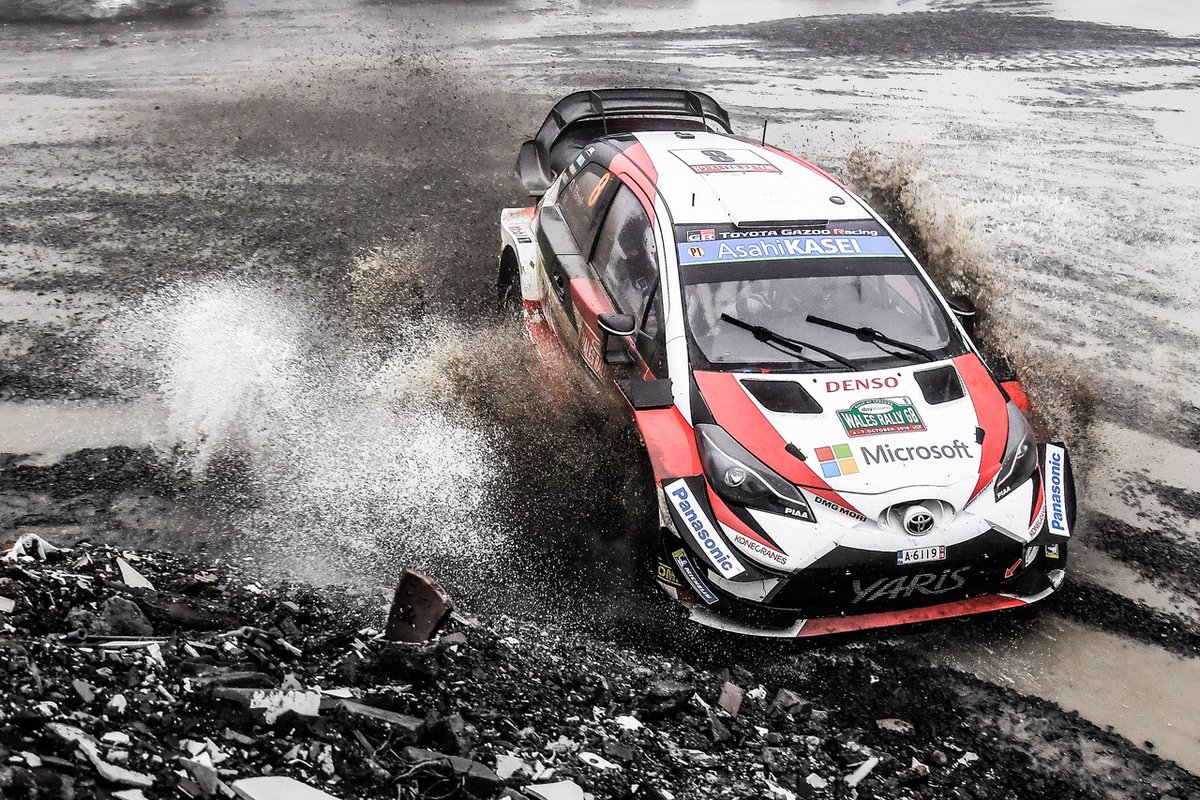 Tanak lidera en Gales a un ritmo demoledor