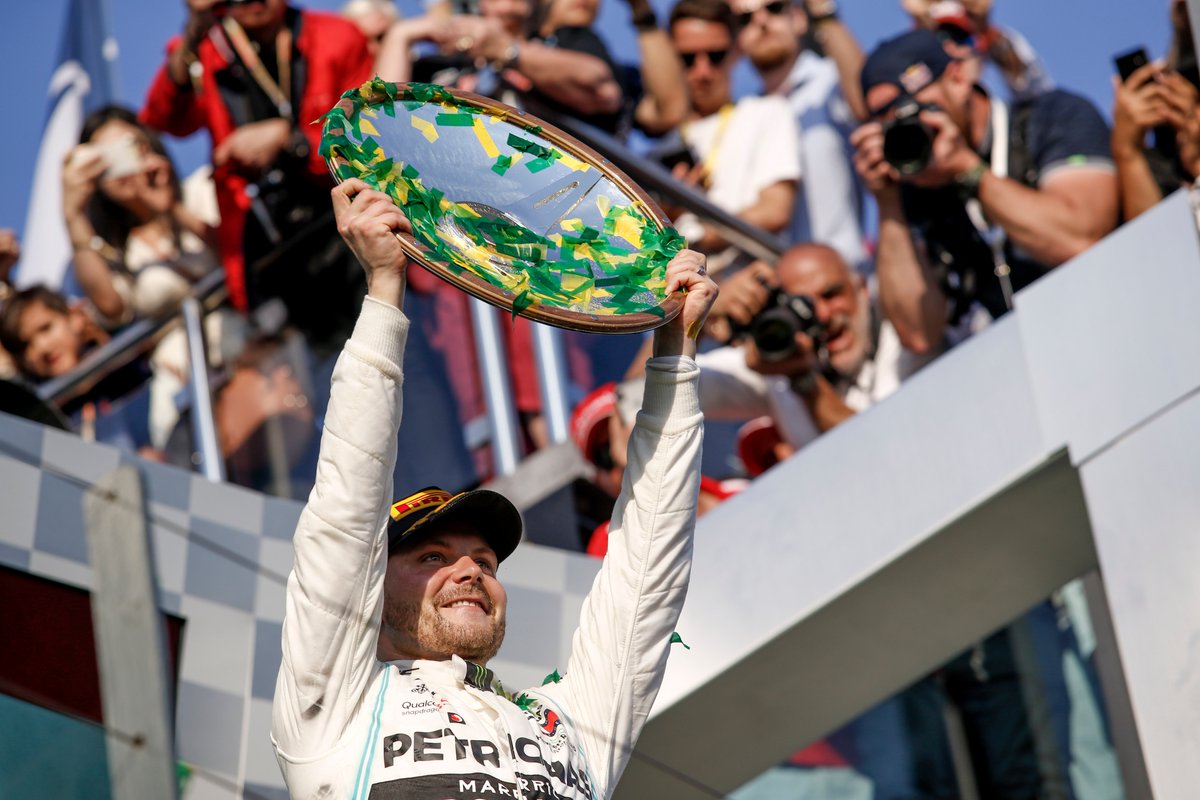 Bottas logra la victoria en Australia con Ferrari fuera del podio