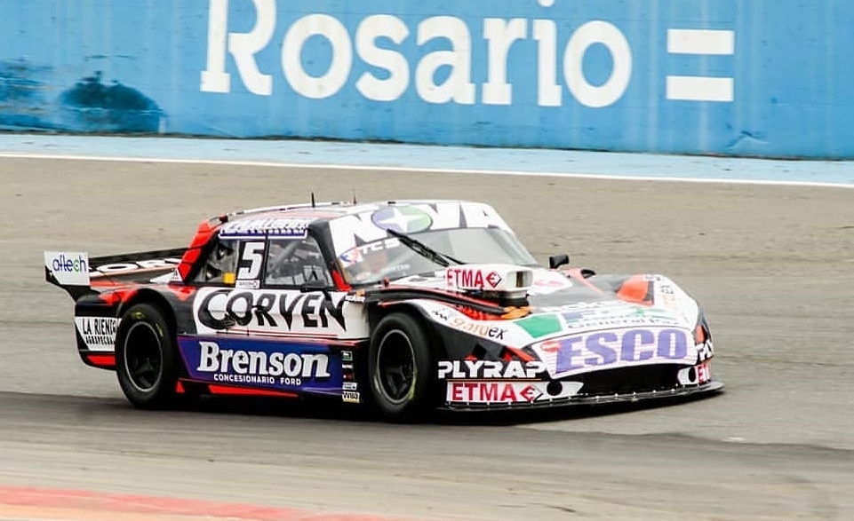 Rossi logró su pole N°38 dentro del Turismo Carretera