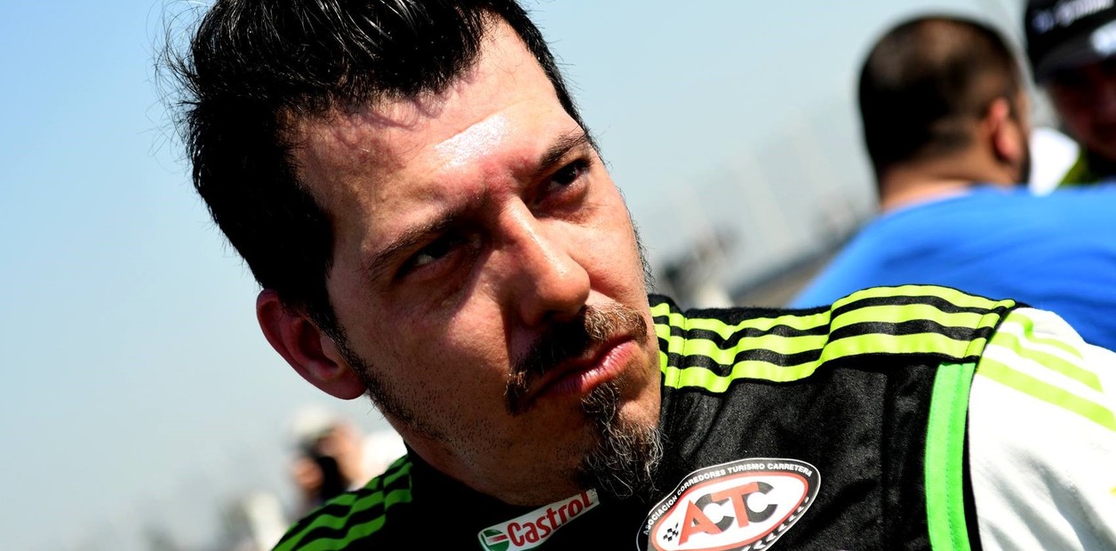 Mazzacane: «Habría que hacer un neumático especial para correr en el óvalo completo»