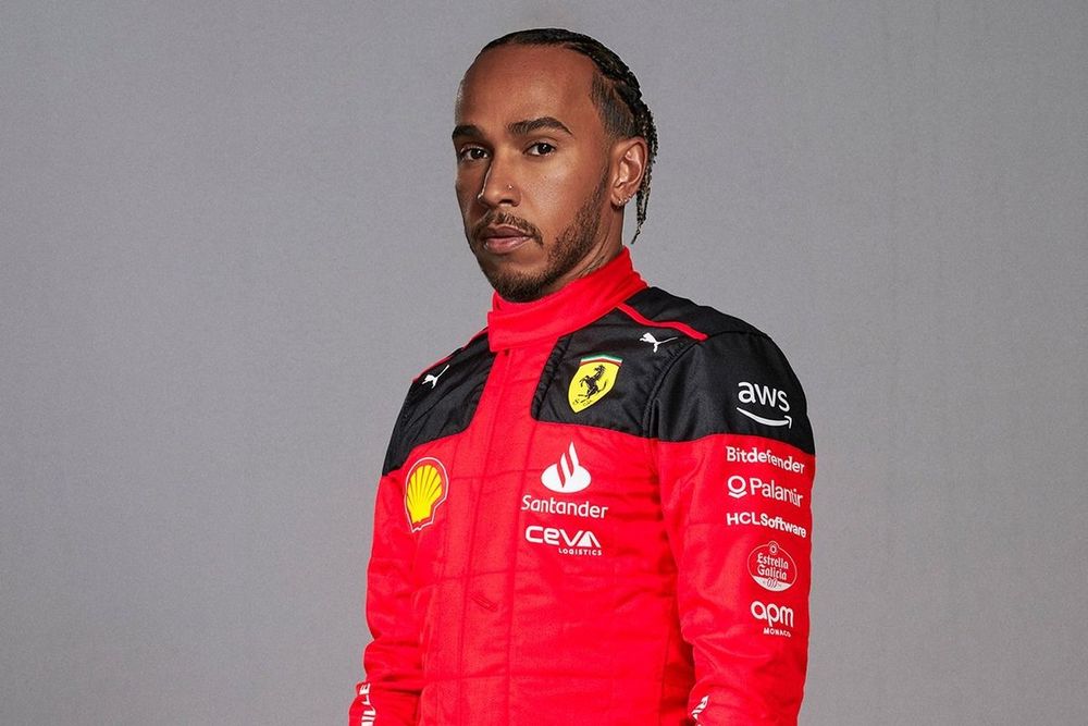 Ferrari F1 ficha a Lewis Hamilton para 2025