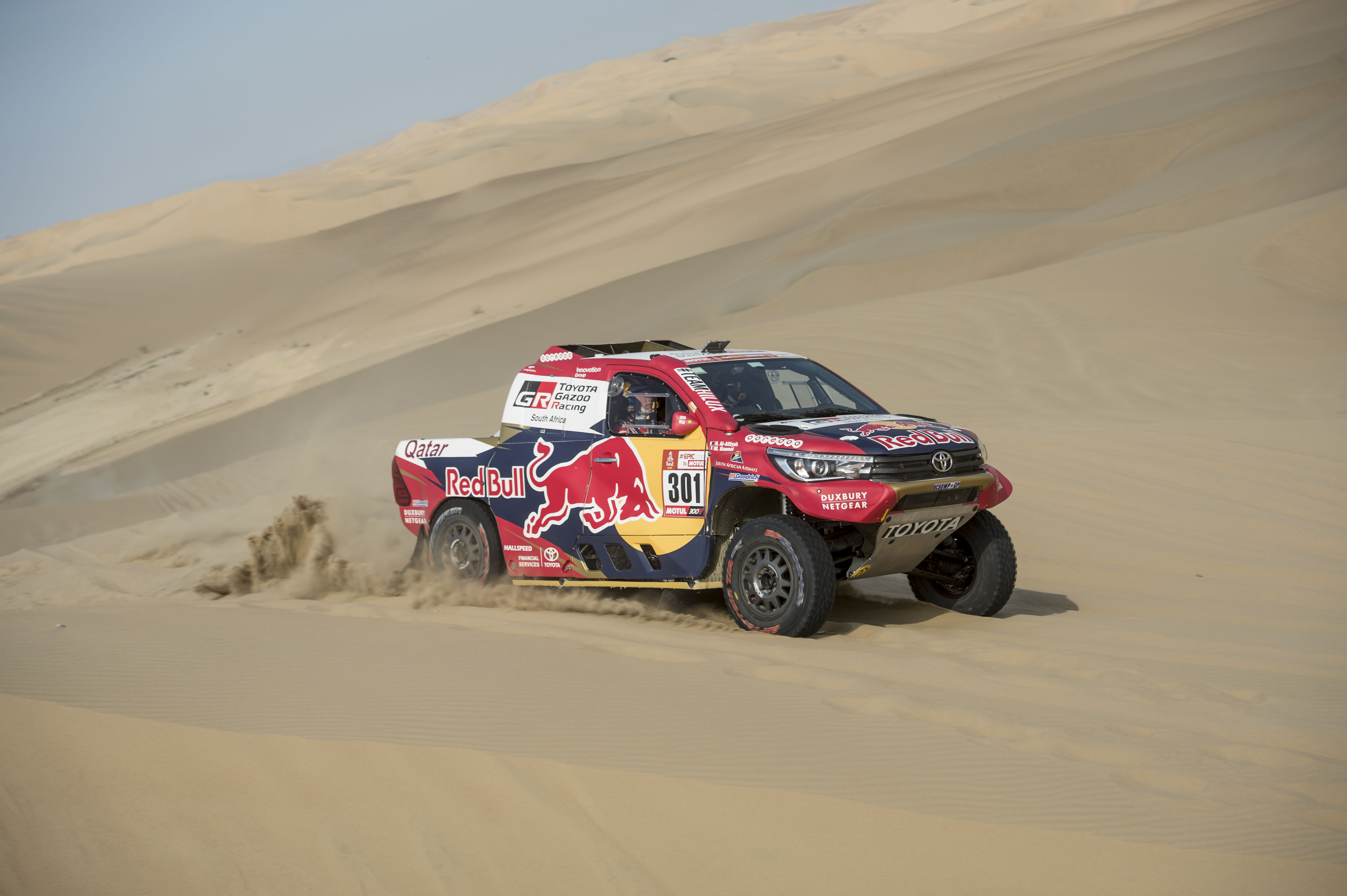 Victoria de Al-Attiyah, Lidera Peterhansel, Drama para Mini en la Etapa 3