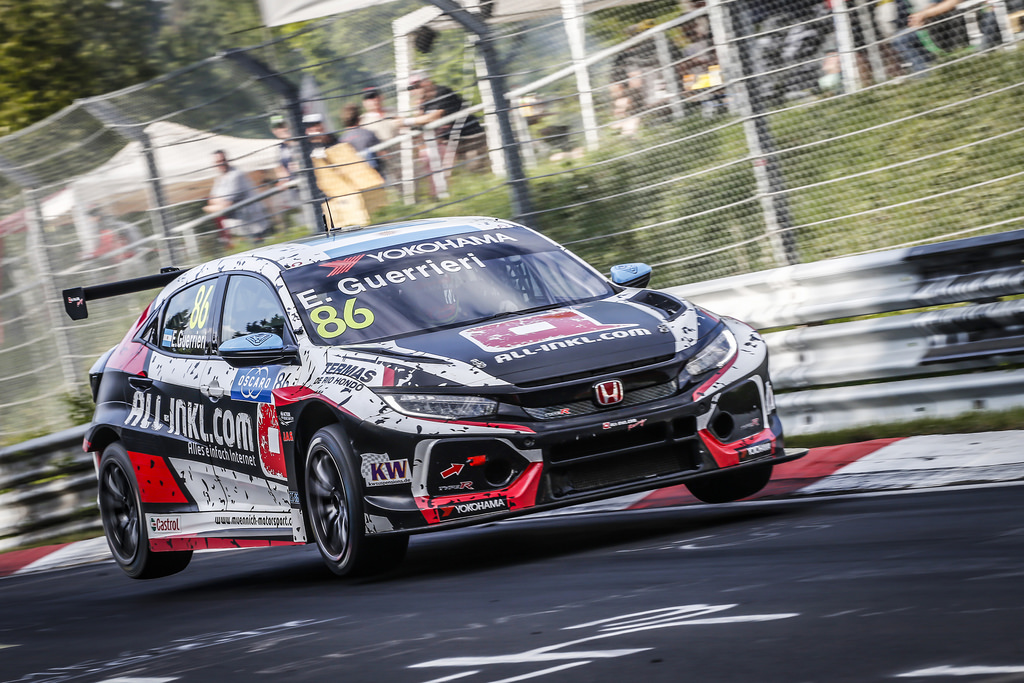 Guerrieri ganó su primera carrera en el WTCR en Nurburgring