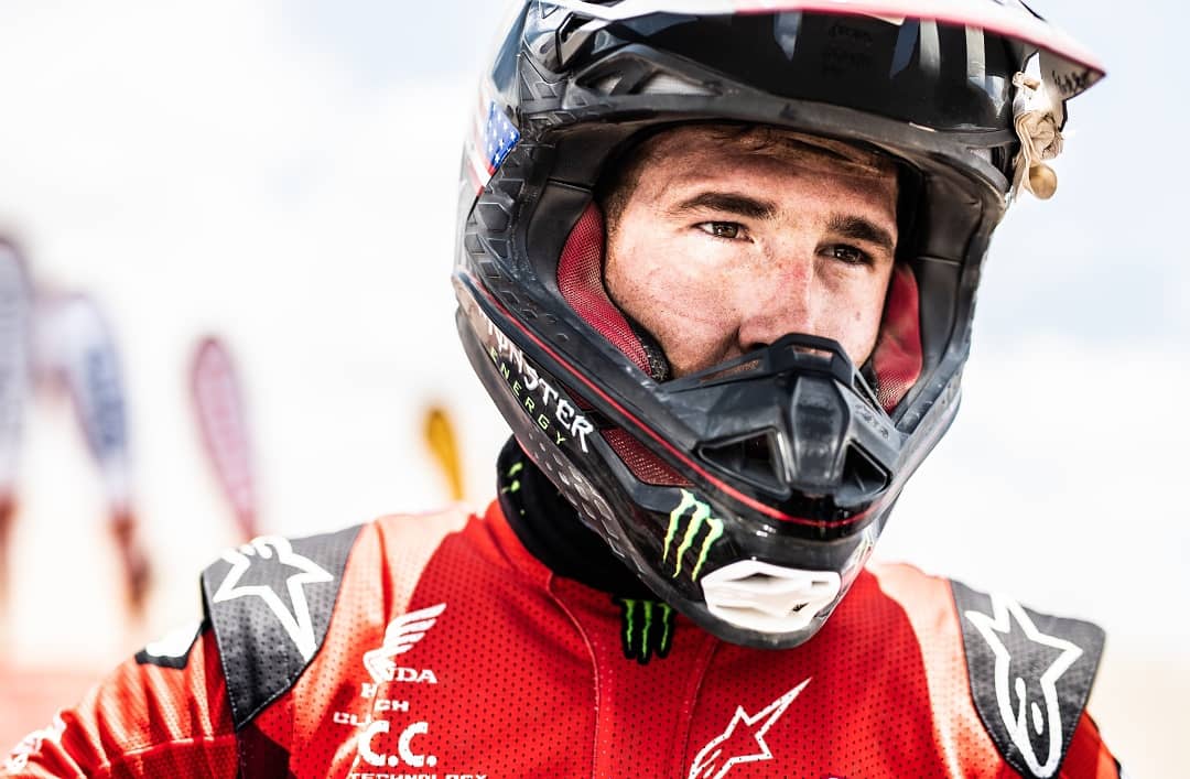 Ricky Brabec rompió motor y debió abandonar