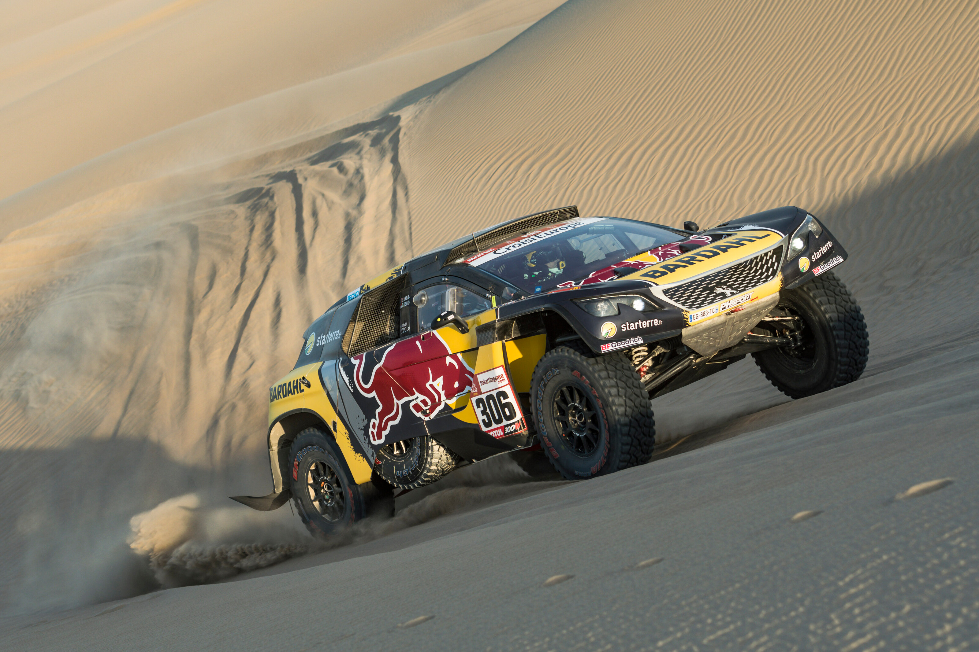 Sébastien Loeb gana la segunda etapa entre Pisco y San Juan de Marcona