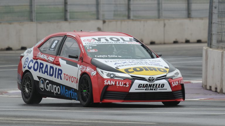 Pezzini ganó en La Pedrera con un final accidentado y polémico