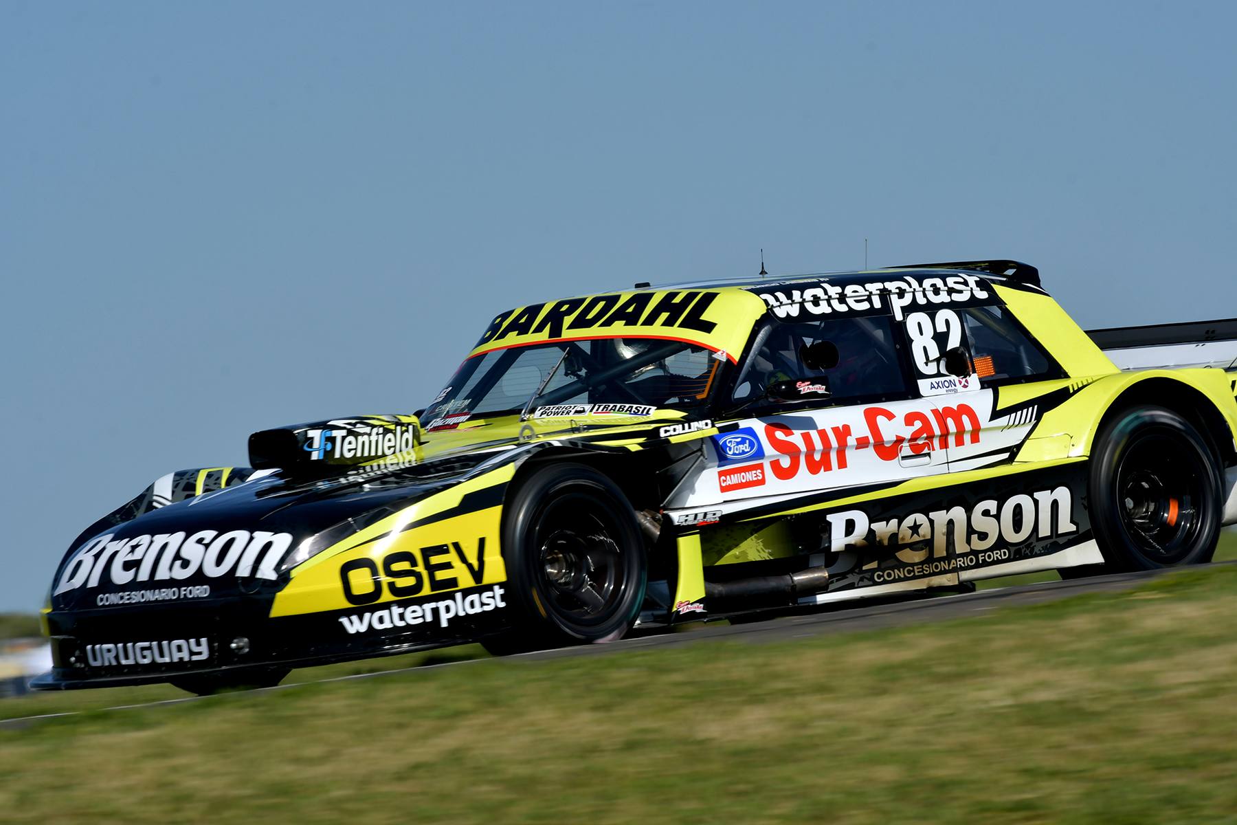 Pole para Mauricio Lambiris debido al recargo que sufrió Werner