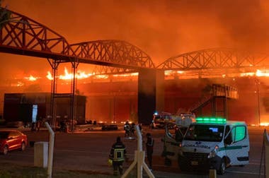 El Autódromo internacional Termas de Río Hondo se incendió