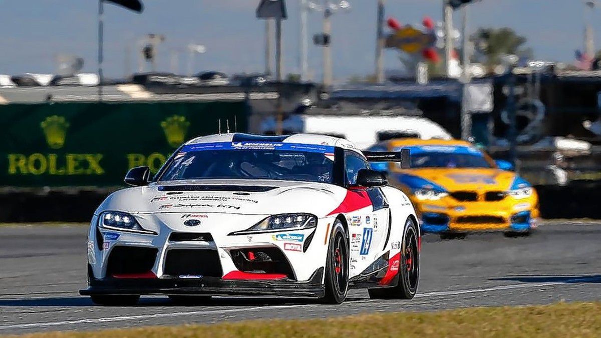Julián Santero finalizó séptimo con el Toyota supra GT4
