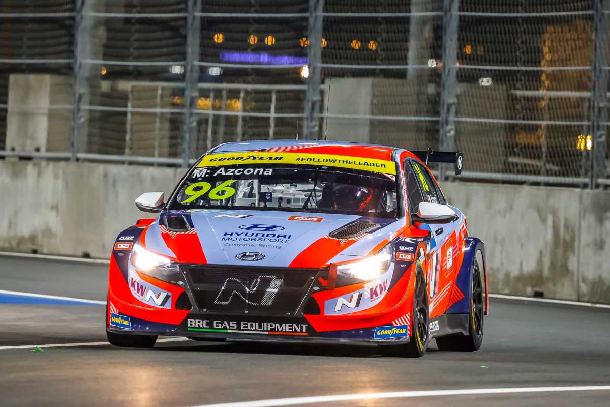 Azcona se consagró campeón del WTCR