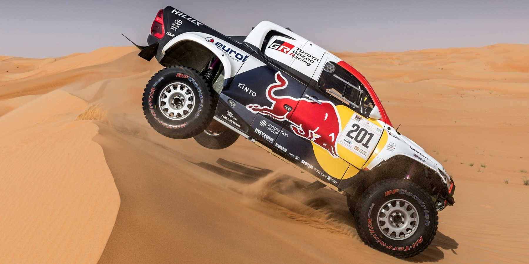 Al Attiyah avanza en el Abu Dhabi Desert Challenge