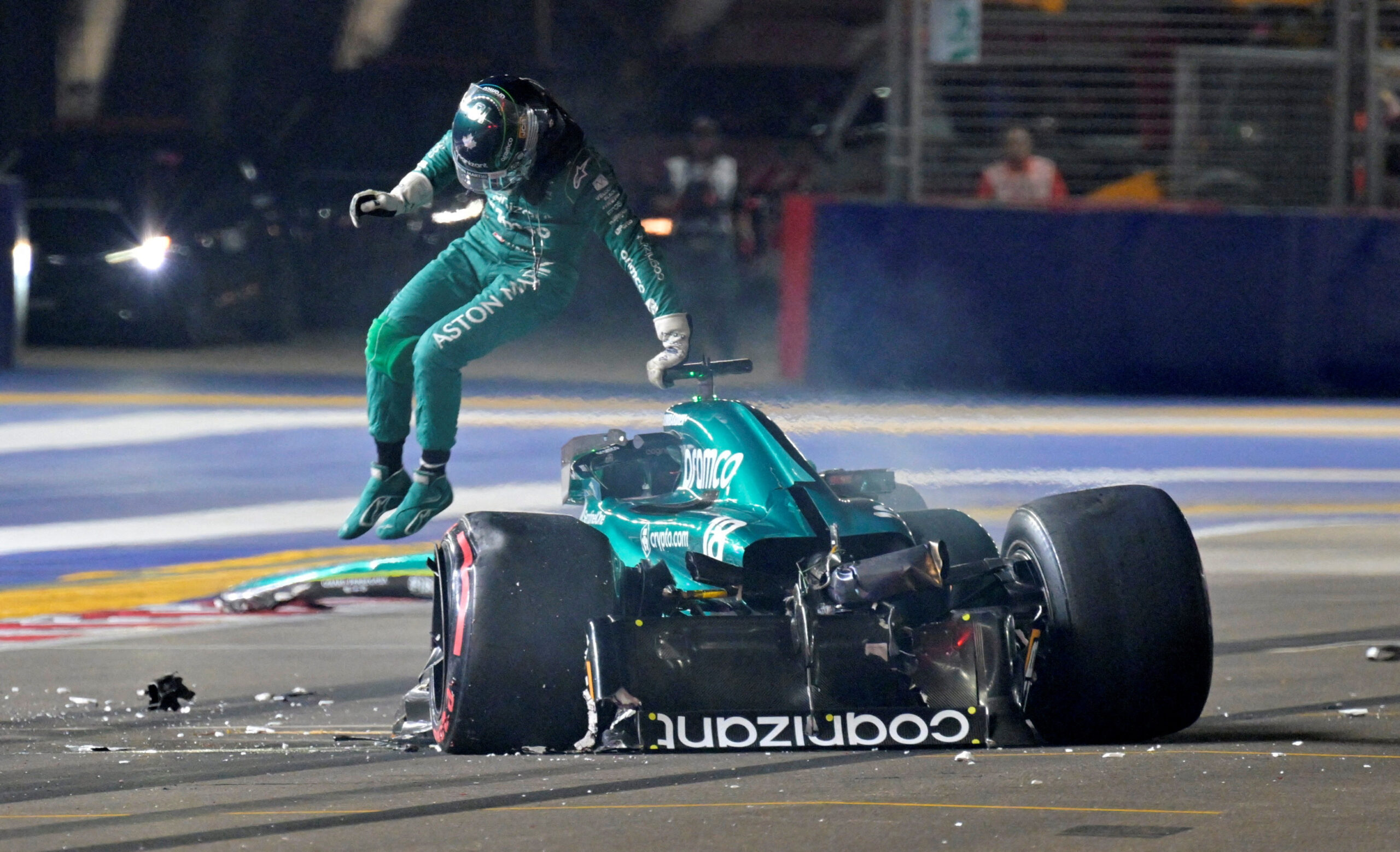 Lance Stroll se Retira del GP de Singapur Tras Impactante Accidente en Clasificación