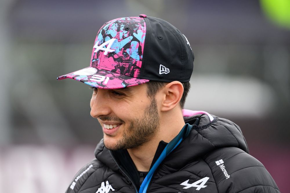 Ocon se une a Haas F1 con un contrato multianual para 2025