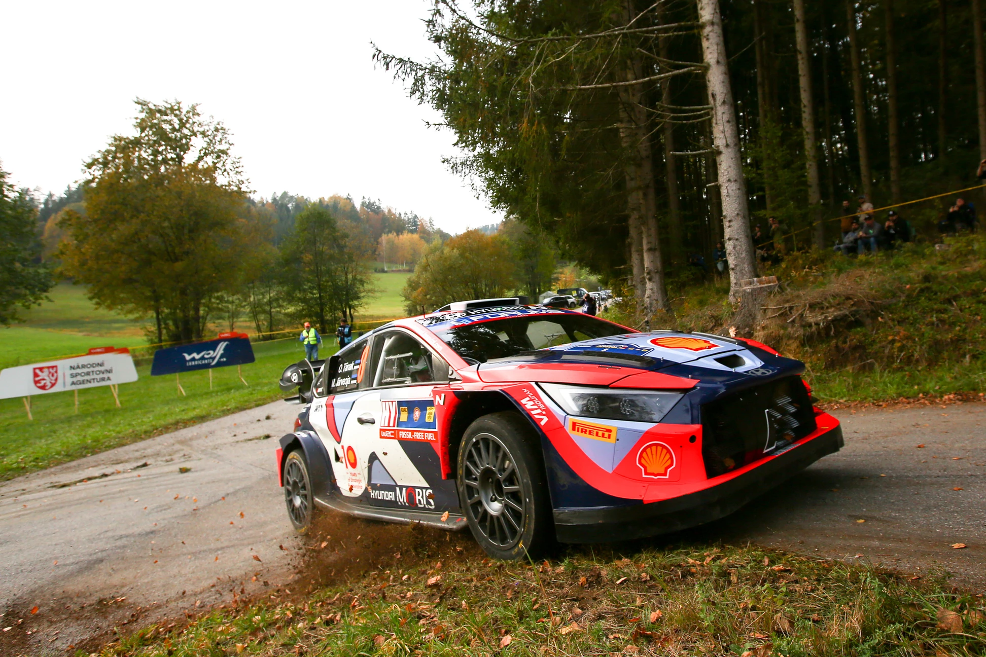 Ott Tanak gana el Rally de Europa Central y lleva la pelea por el título del WRC 2024 a Japón