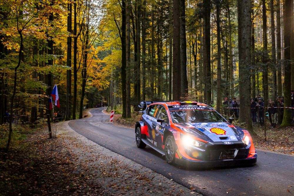 Neuville busca «regularidad» para conquistar su primer título en el WRC