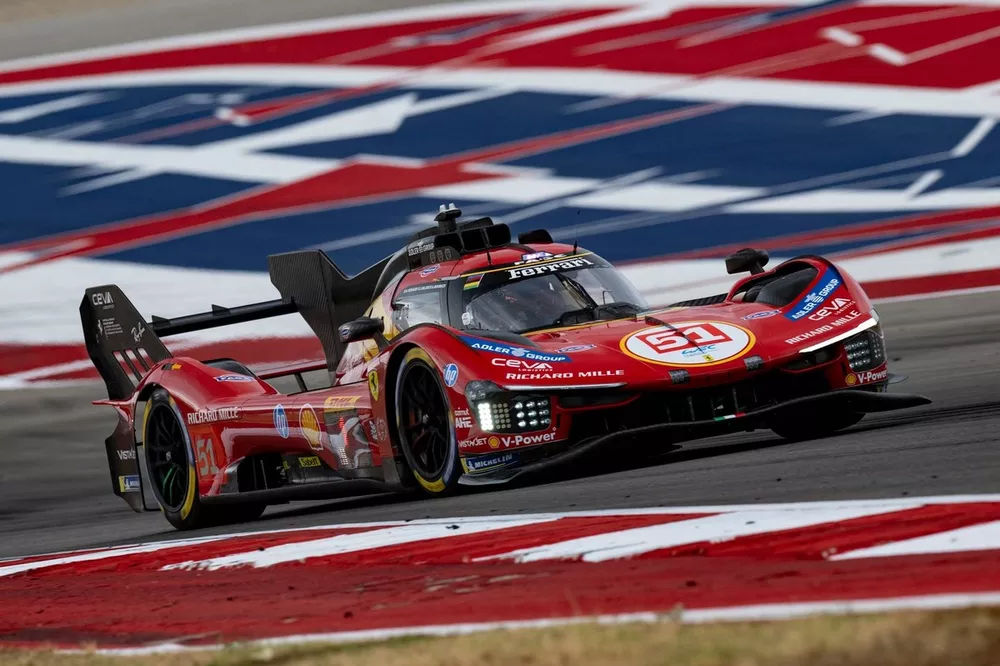 Ferrari se quedó con una pole increíble en Austin tras un empate histórico Ferrari se quedó con una pole increíble en Austin tras un empate histórico